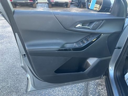 New 2026 Chevrolet Equinox LT image 11