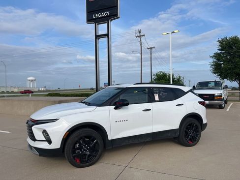 Used 2023 Chevrolet Blazer LT w/ Convenience Package image 1