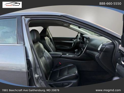 Used 2017 Nissan Maxima 3.5 SV FWD image 22