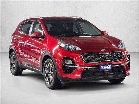 Used 2020 Kia Sportage EX image 3