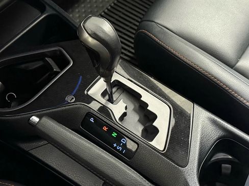 Used 2017 Toyota RAV4 SE image 25