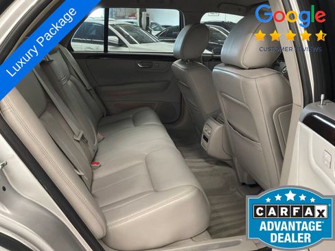 Used 2009 Cadillac DTS w/ Trunk Convenience Package FWD image 15