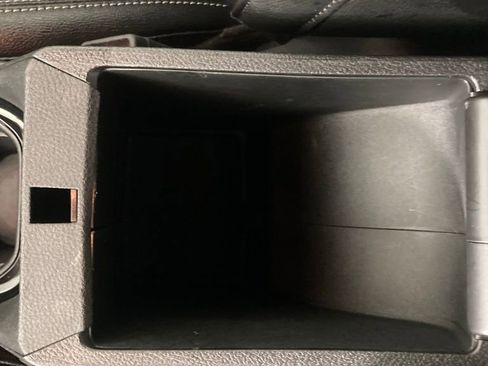 Used 2025 Jeep Compass Limited image 10