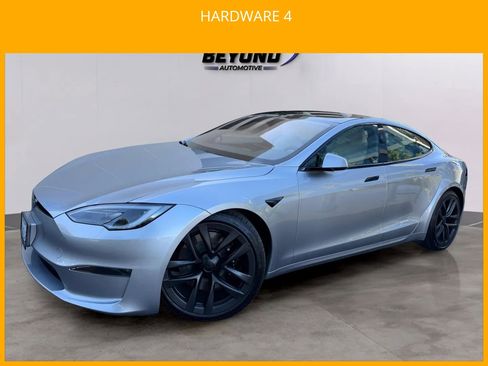 Used 2025 Tesla Model S AWD/4WD image 1