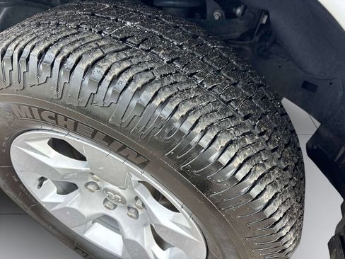 Used 2023 RAM 1500 Big Horn image 7