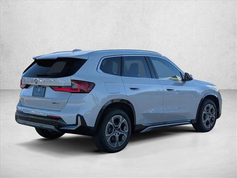 New 2026 BMW X1 xDrive28i w/ Convenience Package image 2