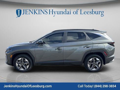 Certified 2025 Hyundai Tucson SEL AWD/4WD image 4