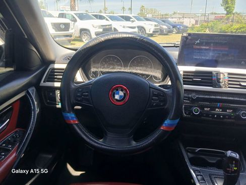 Used 2018 BMW 320i Sedan RWD image 24