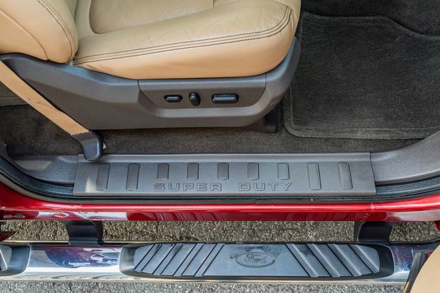 Used 2015 Ford F350 Lariat w/ Lariat Ultimate Package AWD/4WD image 44
