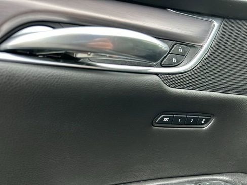 Used 2019 Cadillac XT5 Premium Luxury AWD/4WD image 21