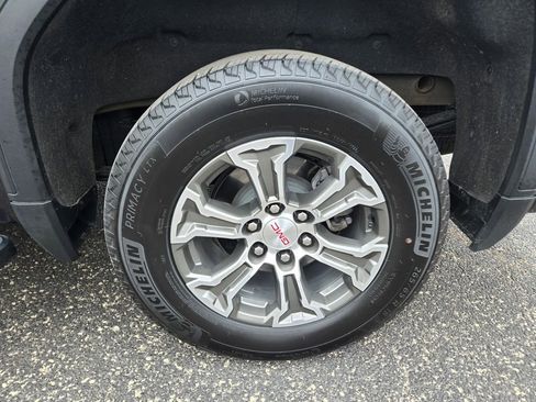 Used 2022 GMC Sierra 1500 SLT w/ SLT Convenience Package image 42