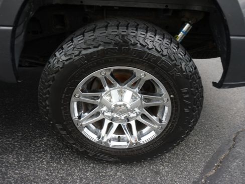 Used 2015 Ford F150 XLT w/ Equipment Group 302A Luxury AWD/4WD image 38