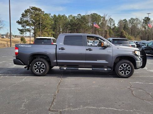 Used 2017 Toyota Tundra SR5 w/ TRD Off Road Package AWD/4WD image 11