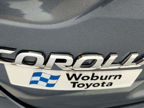 Used 2023 Toyota Corolla LE w/ Carpet Mat Package (TMS) FWD image 13