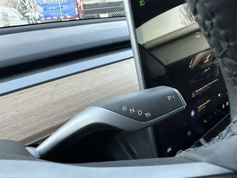 Used 2022 Tesla Model 3 Performance image 18