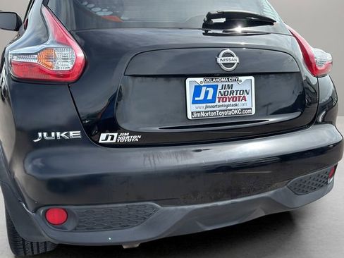 Used 2016 Nissan Juke S FWD image 12