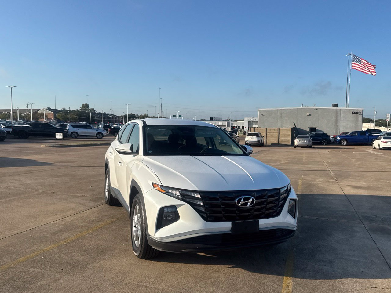 Used 2022 Hyundai Tucson SE w/ Cargo Package FWD image 6