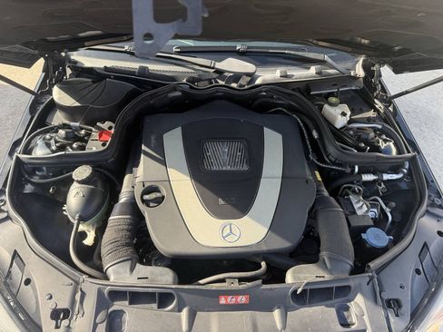 Used 2009 Mercedes-Benz C 300 Sedan image 35