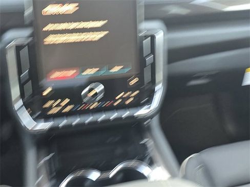 New 2026 GMC Yukon XL Elevation image 16