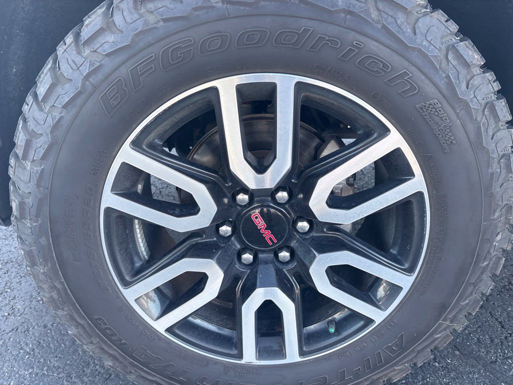 Used 2022 GMC Sierra 1500 AT4 w/ AT4 Premium Package AWD/4WD image 26