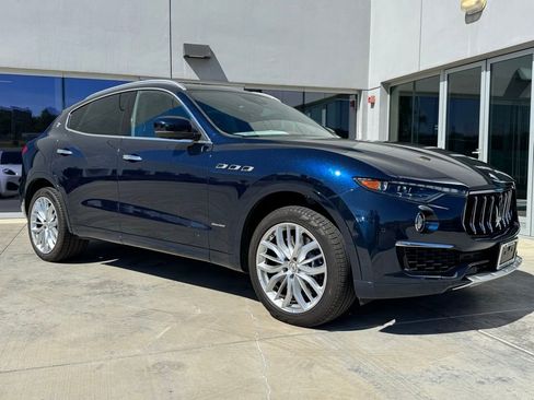 Used 2020 Maserati Levante S GranLusso image 1