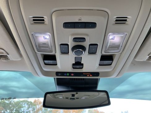 Used 2023 GMC Yukon Denali image 23