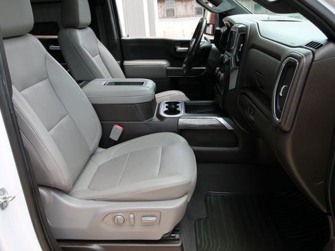 Used 2021 Chevrolet Silverado 2500 LTZ w/ LTZ Premium Texas Edition AWD/4WD image 40