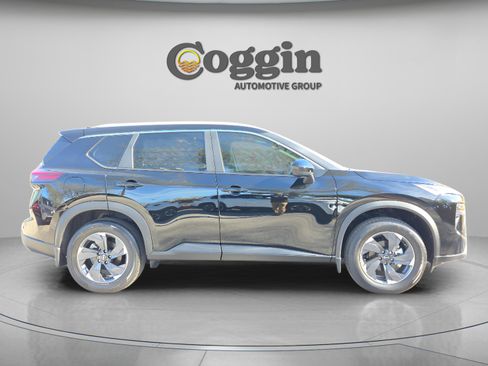 New 2026 Nissan Rogue SV w/ SV Premium Package image 6