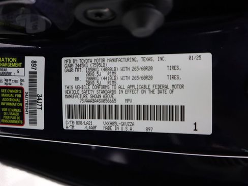 Used 2025 Toyota Sequoia Platinum w/ TRD Off-Road Package image 36