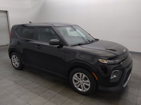 Used 2022 Kia Soul LX FWD image 11