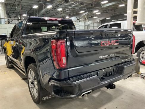 Used 2024 GMC Sierra 1500 Denali w/ Denali Reserve Package AWD/4WD image 8
