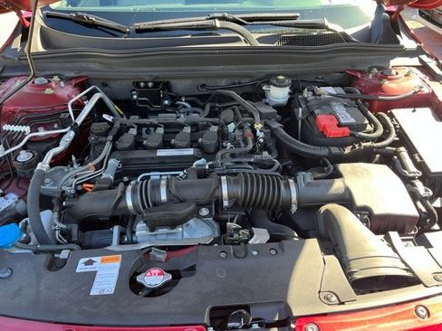 Used 2018 Honda Accord LX image 5