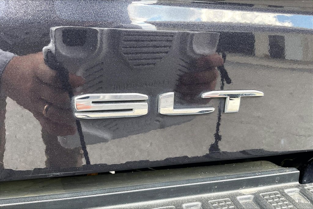 Used 2025 GMC Sierra 1500 SLT RWD image 24
