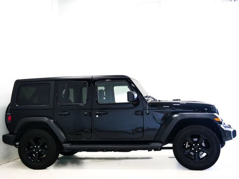 Used 2021 Jeep Wrangler Unlimited Sport AWD/4WD image 5