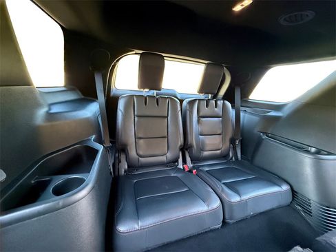 Used 2019 Ford Explorer Sport image 22