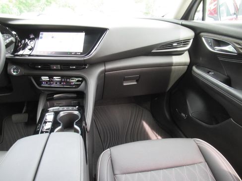 Used 2023 Buick Envision Avenir FWD image 14