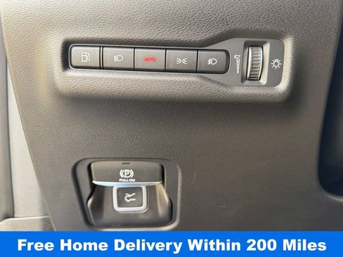 New 2026 Jeep Cherokee Overland image 21