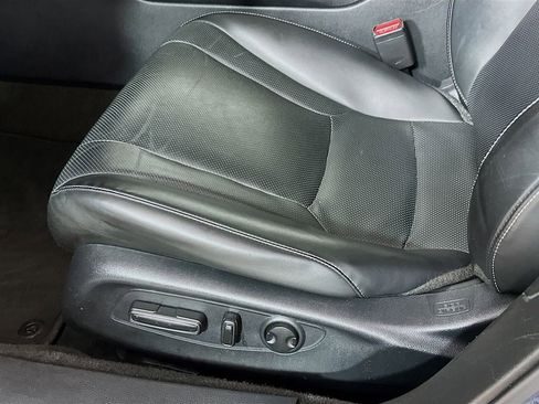 Certified 2024 Honda Accord EX-L image 9