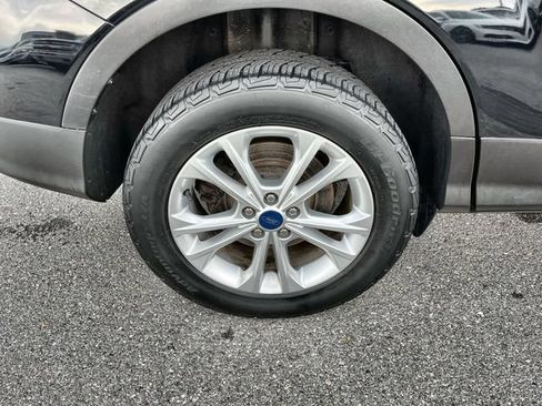Used 2018 Ford Escape SEL AWD/4WD image 19
