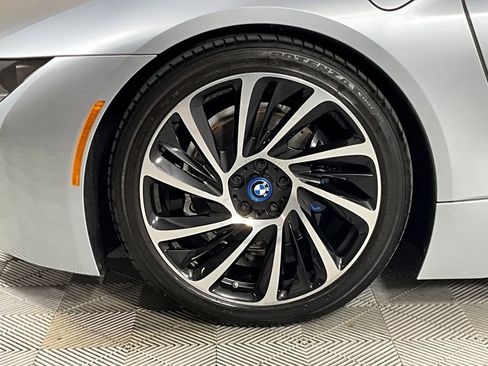 Used 2015 BMW i8 AWD/4WD image 26