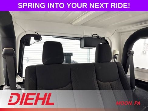 Used 2017 Jeep Wrangler Sport AWD/4WD image 11