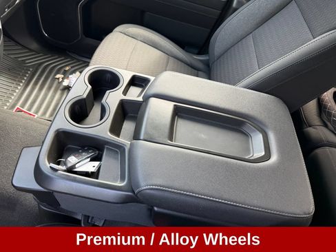 Used 2024 Chevrolet Silverado 1500 LT AWD/4WD image 18