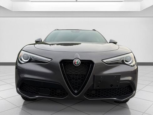 Used 2023 Alfa Romeo Stelvio Sprint AWD/4WD image 4