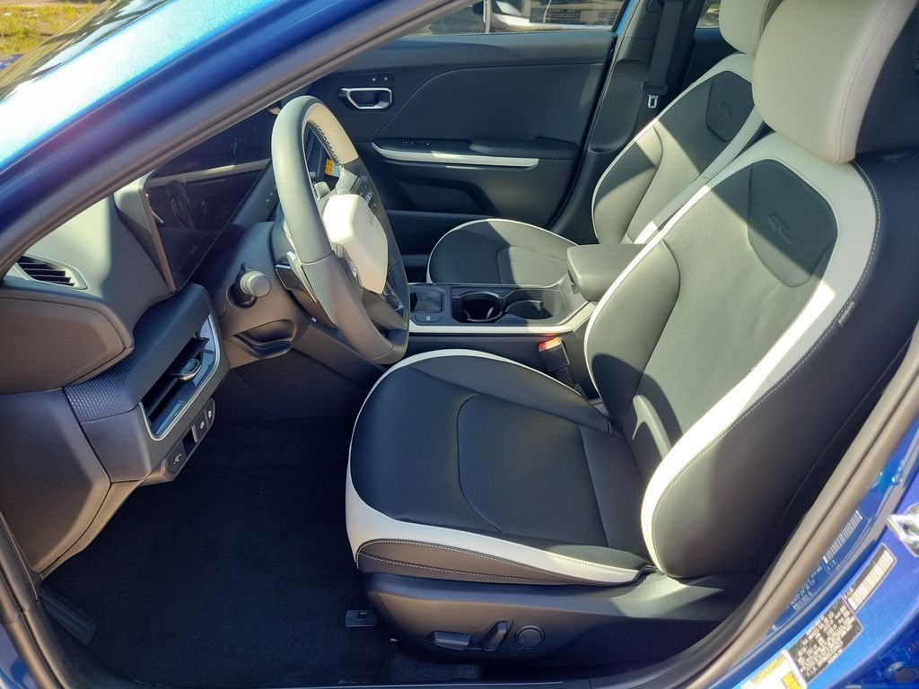 New 2026 Kia K4 EX w/ GT-Line Premium Package FWD image 22
