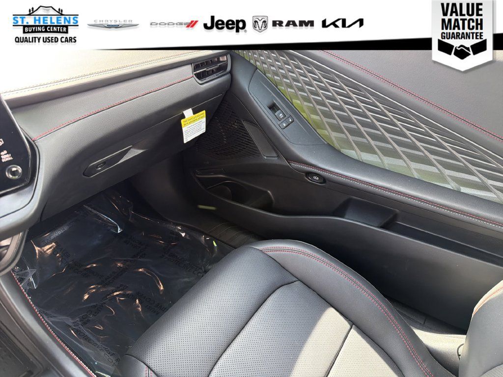 Used 2026 Dodge Charger Scat Pack AWD/4WD image 28