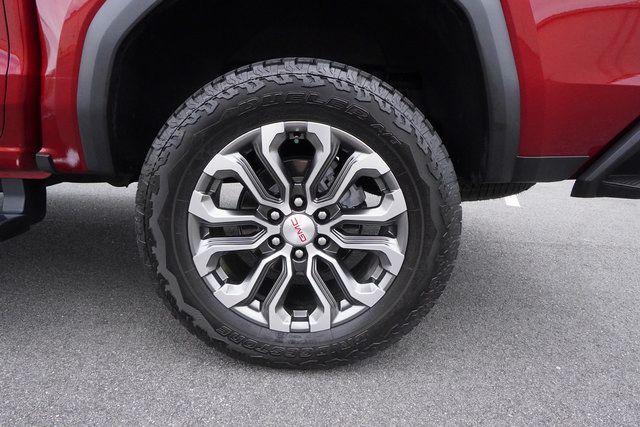 Used 2023 GMC Canyon Denali AWD/4WD image 33