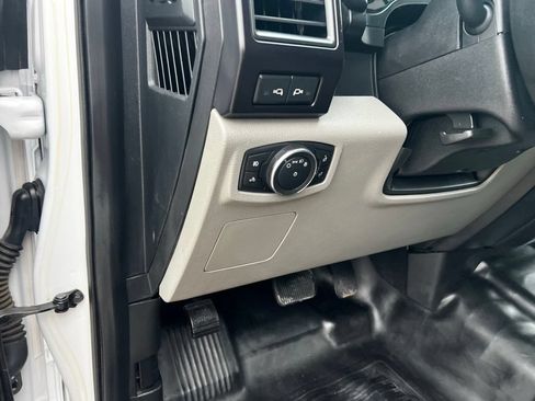 Used 2017 Ford F150 XL w/ XL Power Equipment Group AWD/4WD image 26