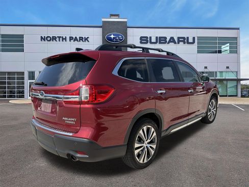 Used 2022 Subaru Ascent Touring AWD/4WD image 3
