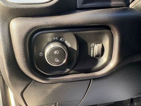 Used 2024 RAM 2500 Big Horn image 27