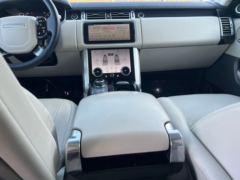 Used 2019 Land Rover Range Rover HSE image 22